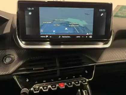 Photo 13 Peugeot 2008  PureTech 130 S&S EAT8