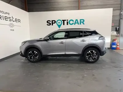 Photo 7 Peugeot 2008  PureTech 130 S&S EAT8