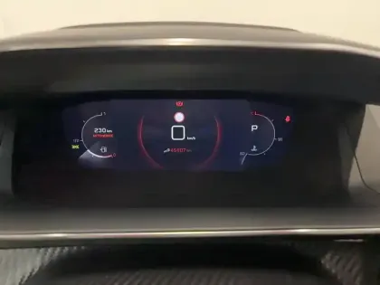 Photo 11 Peugeot 2008  PureTech 130 S&S EAT8