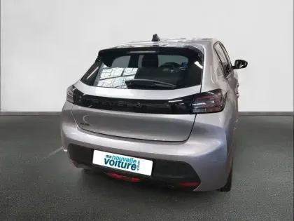 Photo 24 Peugeot 208  PureTech 75 S&S BVM5