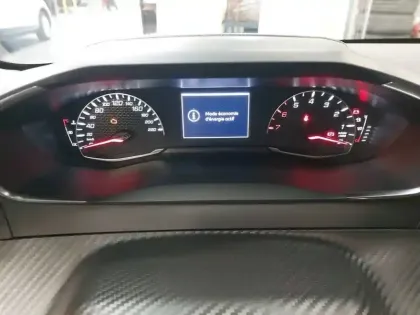 Photo 9 Peugeot 208  PureTech 75 S&S BVM5