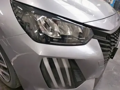 Photo 35 Peugeot 208  PureTech 75 S&S BVM5