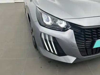 Photo 55 Peugeot 208  PureTech 75 S&S BVM5