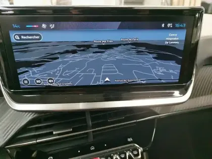 Photo 14 Peugeot 208  PureTech 75 S&S BVM5