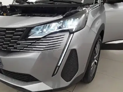 Photo 15 Peugeot 5008  BlueHDi 130ch S&S EAT8