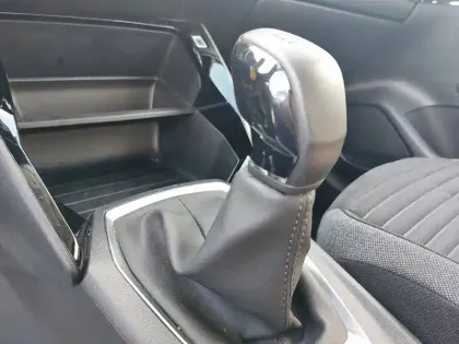 Photo 13 Peugeot 208  PureTech 75 S&S BVM5