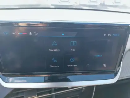 Photo 14 Peugeot 208  PureTech 75 S&S BVM5