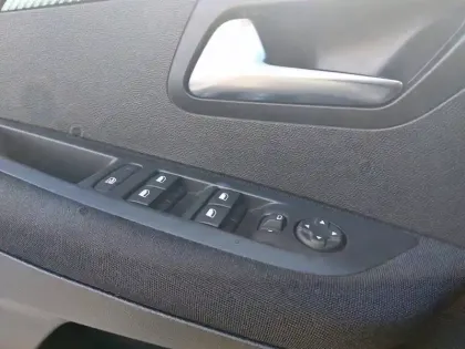 Photo 17 Peugeot 208  PureTech 75 S&S BVM5