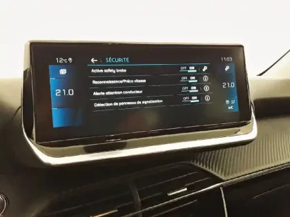 Photo 22 Peugeot 208  PureTech 100 S&S BVM6