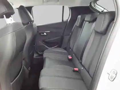 Photo 11 Peugeot 208  PureTech 100 S&S BVM6