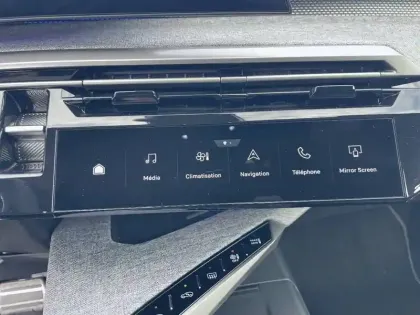 Photo 49 Peugeot 3008  Hybrid 136 e-DCS6