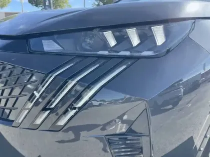 Photo 40 Peugeot 3008  Hybrid 145 e-DCS6