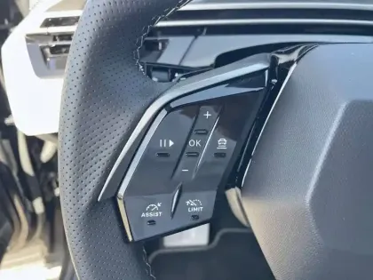 Photo 55 Peugeot 3008  Hybrid 145 e-DCS6