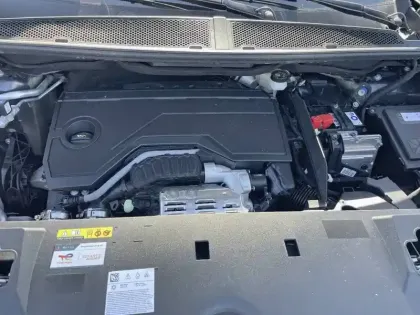 Photo 39 Peugeot 3008  Hybrid 145 e-DCS6