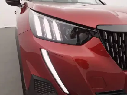 Photo 55 Peugeot 2008  BlueHDi 130 S&S EAT8