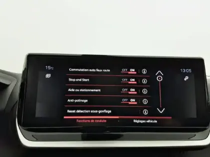 Photo 64 Peugeot 2008  BlueHDi 130 S&S EAT8