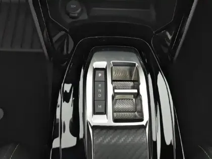 Photo 53 Peugeot 2008  BlueHDi 130 S&S EAT8