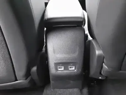 Photo 58 Peugeot 2008  BlueHDi 130 S&S EAT8