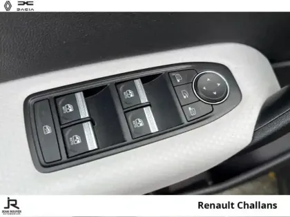 Photo 14 Renault Captur  1.5 Blue dCi 115ch Intens EDC