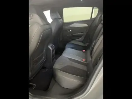 Photo 15 Peugeot 308  1.2 Hybrid 136ch GT e-DCS6