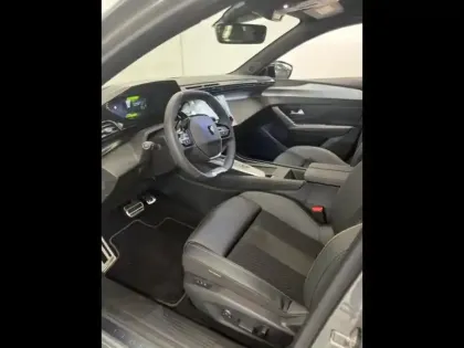 Photo 13 Peugeot 308  1.2 Hybrid 136ch GT e-DCS6