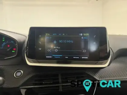 Photo 14 Peugeot 208  e- 136ch Active