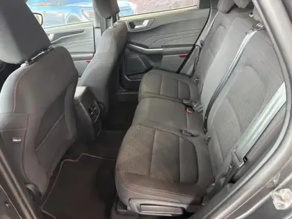 Photo 6 Ford Kuga  2.5 Duratec 190ch FHEV E85 ST-Line BVA