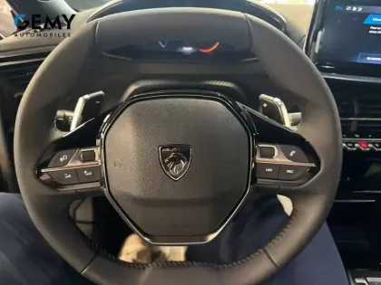 Photo 44 Peugeot 2008  Hybrid 145 e-DCS6