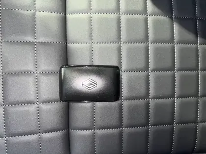 Photo 57 Renault 4 Renault  E-Tech Electrique 150 ch autonomie confort