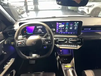 Photo 48 Renault 4 Renault  E-Tech Electrique 150 ch autonomie confort