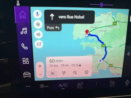 Photo 45 Renault 4 Renault  E-Tech Electrique 150 ch autonomie confort