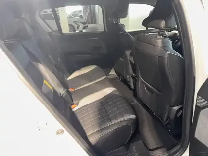 Photo 15 Renault 4 Renault  E-Tech Electrique 150 ch autonomie confort