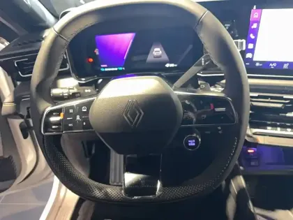 Photo 42 Renault 4 Renault  E-Tech Electrique 150 ch autonomie confort