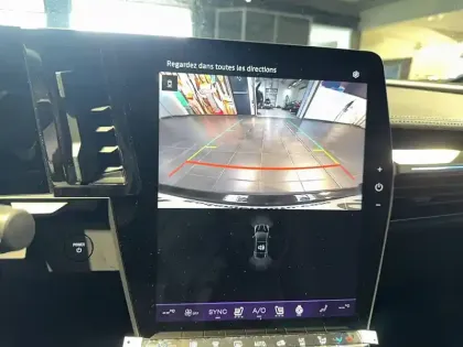 Photo 19 Renault Megane  E-Tech 220 ch autonomie confort