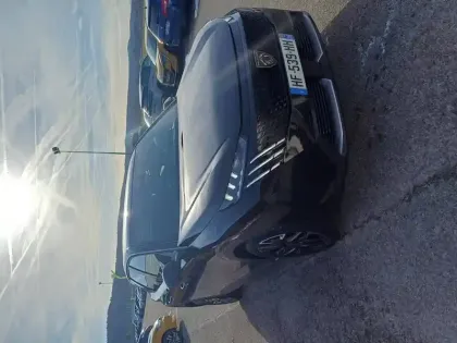 Photo 9 Peugeot 3008  Hybrid 145 e-DCS6