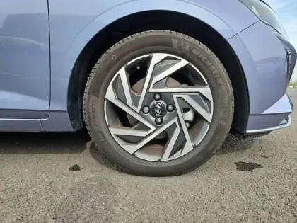 Photo 16 Hyundai I20  1.0 T-GDi 100 Hybrid 48V