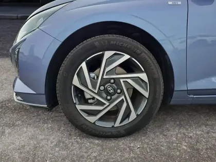 Photo 14 Hyundai I20  1.0 T-GDi 100 Hybrid 48V