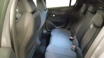 Photo 19 Peugeot 208  Electrique 54 kWh 156ch