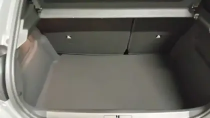 Photo 22 Peugeot 208  Electrique 54 kWh 156ch