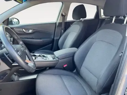 Photo 9 Hyundai Kona  Electrique 39 kWh - 136 ch