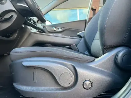 Photo 18 Hyundai Kona  Electrique 39 kWh - 136 ch