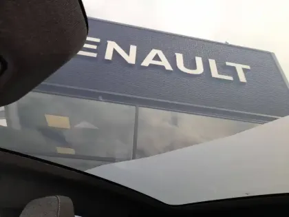 Photo 46 Renault Rafale  E-Tech full hybrid 200