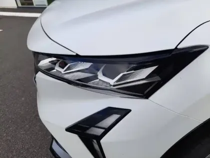 Photo 39 Renault Rafale  E-Tech full hybrid 200