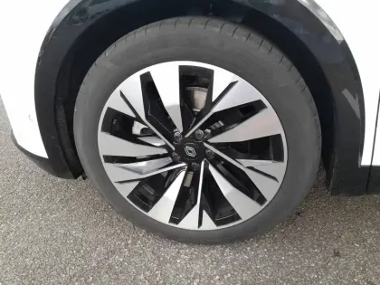 Photo 38 Renault Rafale  E-Tech full hybrid 200