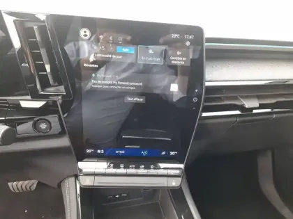 Photo 56 Renault Rafale  E-Tech full hybrid 200