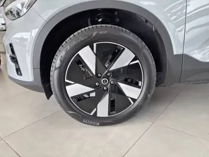 Photo 54 Volvo Ex40  Single Extended Range 252 ch 1EDT