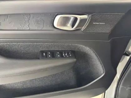 Photo 55 Volvo Ex40  Single Extended Range 252 ch 1EDT