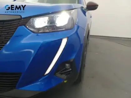 Photo 15 Peugeot 2008  PureTech 130 S&S BVM6