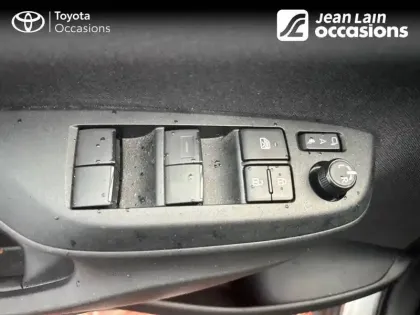 Photo 18 Toyota Yaris  Cross Hybride 116h AWD-i