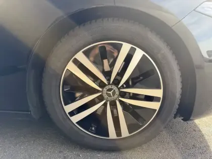 Photo 48 Mercedes Classe A  180 d 8G-DCT